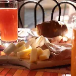 La Casa Del Grillo 1 Bed & Breakfast
