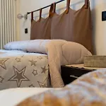 La Casa Del Grillo 1 Bed & Breakfast 4*